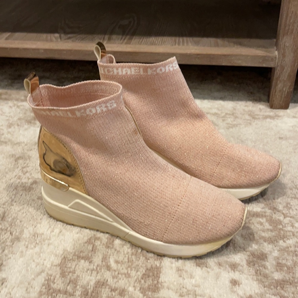 Michael Kors Girls Wedge Sneakers sz: 4 M